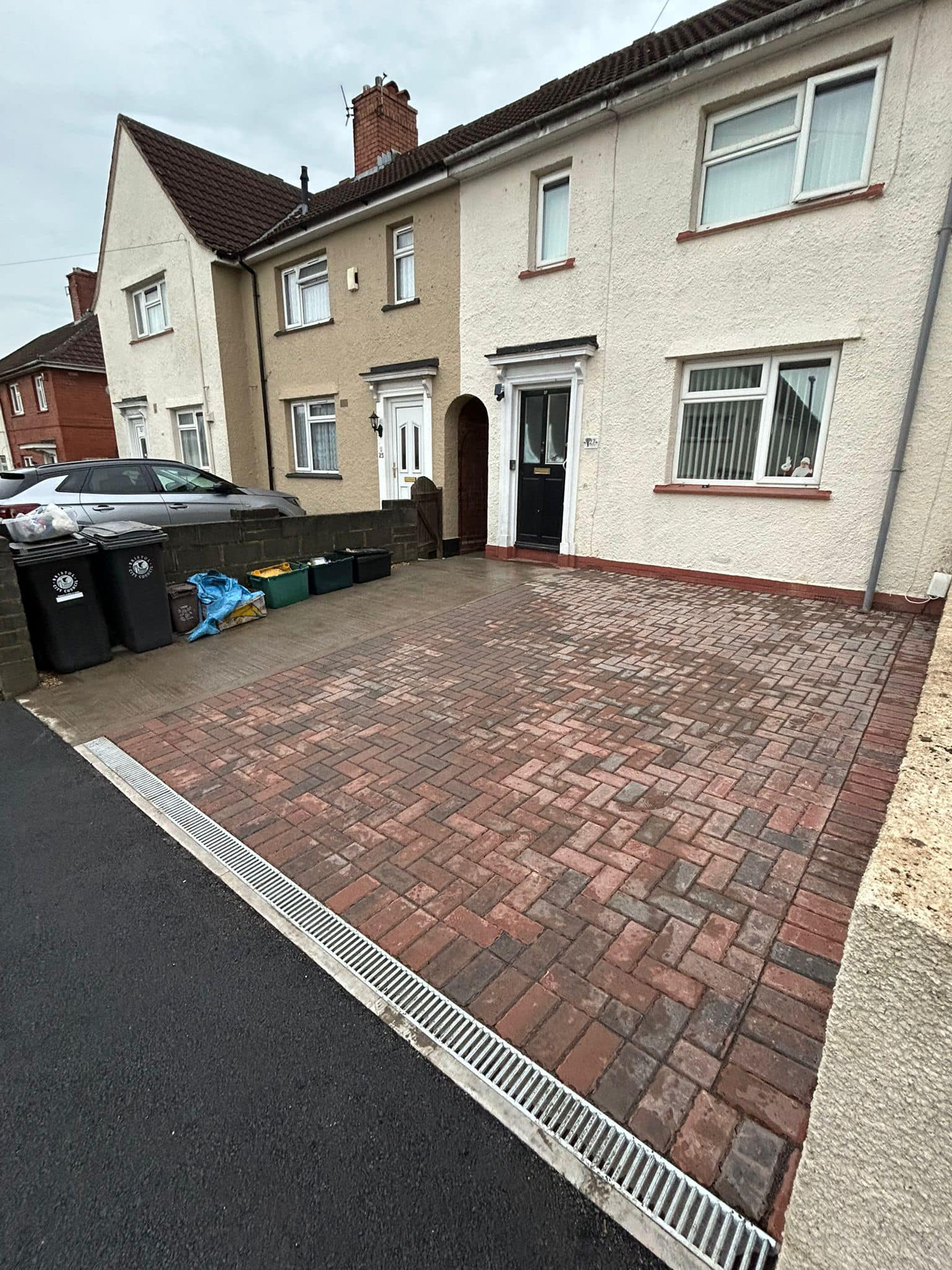 Block paving driveway with drainage channel